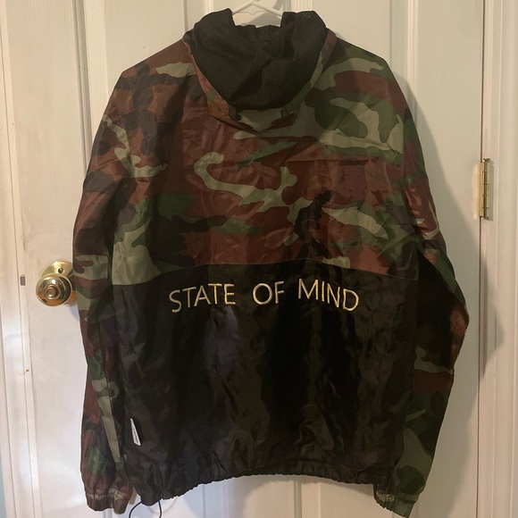 Camouflage Wind Breaker. - Picture 2 of 2